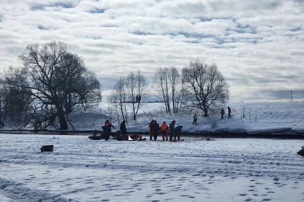    Отец пропавшего мальчика не опознал найденный шарф