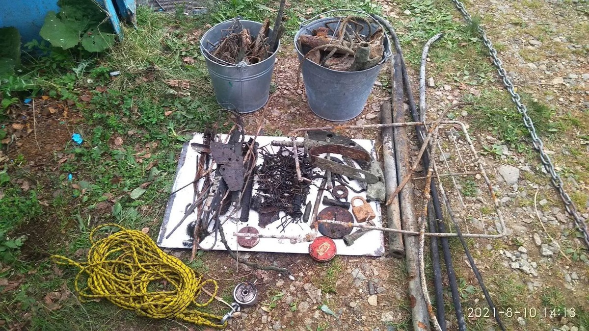 Находки на поисковый магнит покрупнее, озеро Шарташ