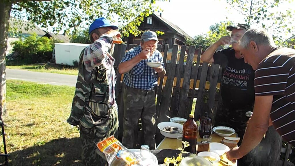 Отмечаем День рыбака.