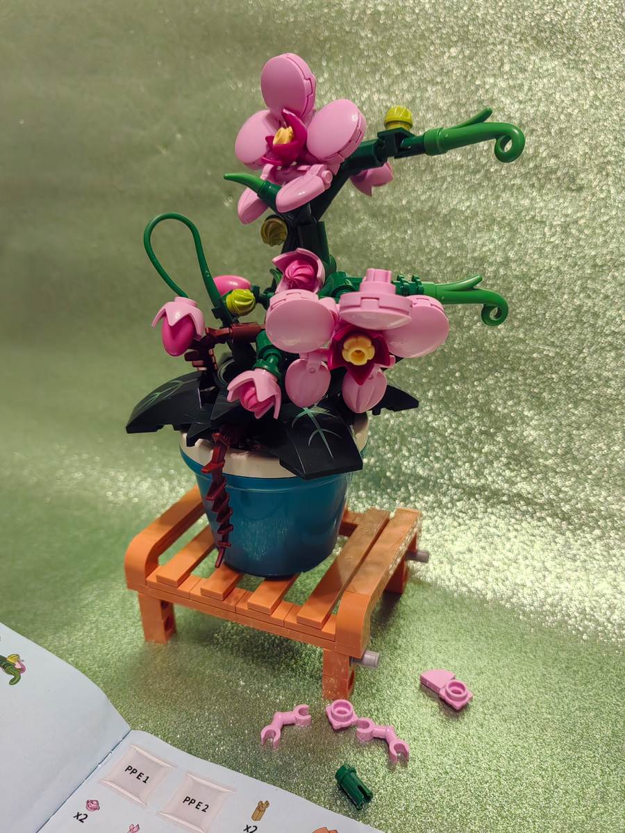 Орхидея из шара ZURU MAX Garden Collection