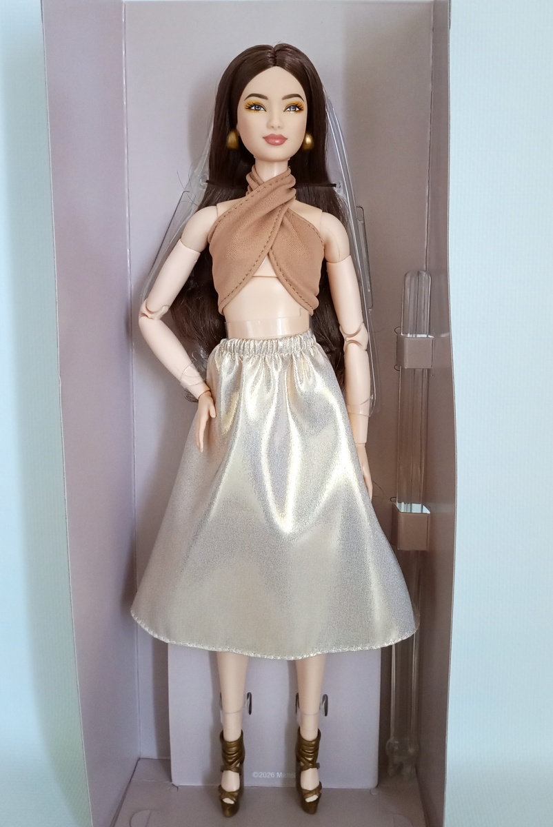Barbie Basics model 06 Goddess