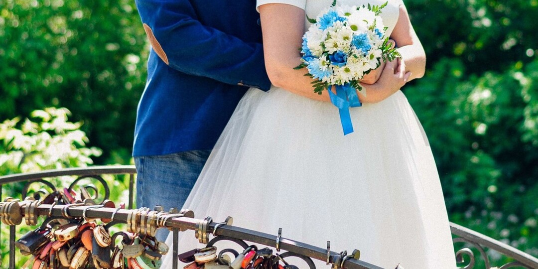 Почему россияне не спешат жениться: маменькины сынки и девочки-карьеристки?