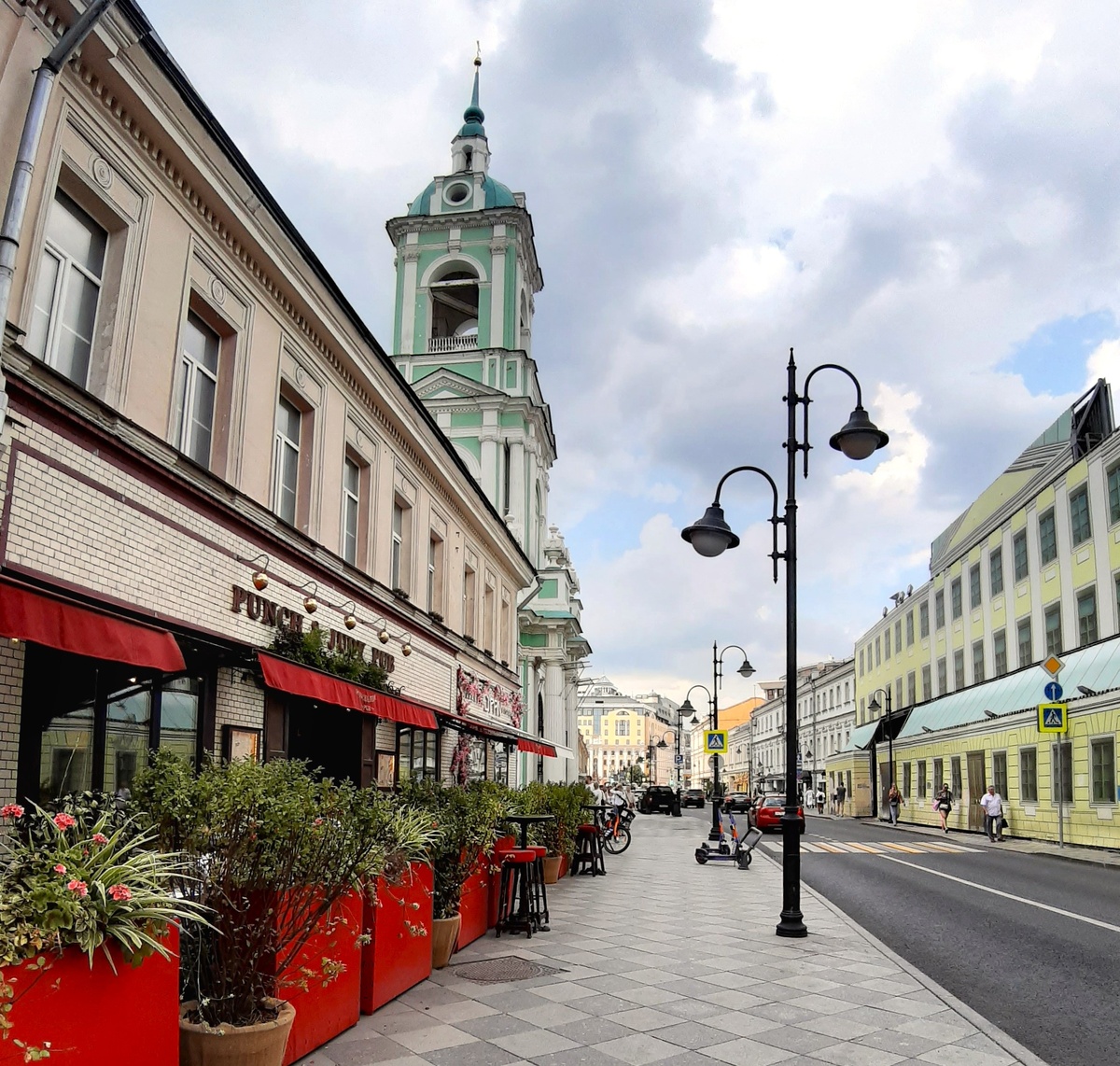 Районы Москвы. Замоскворечье. улица Пятницкая.