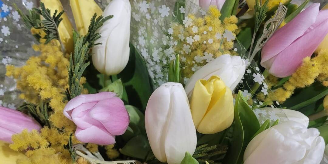 Символ женского дня.