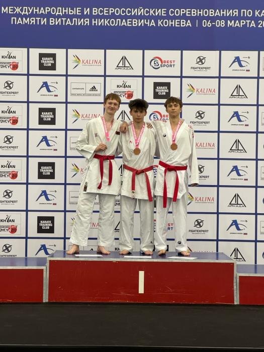 Псковские каратисты завоевали медали на одном из главных турниров России
Фото: предоставил Антон Потебня