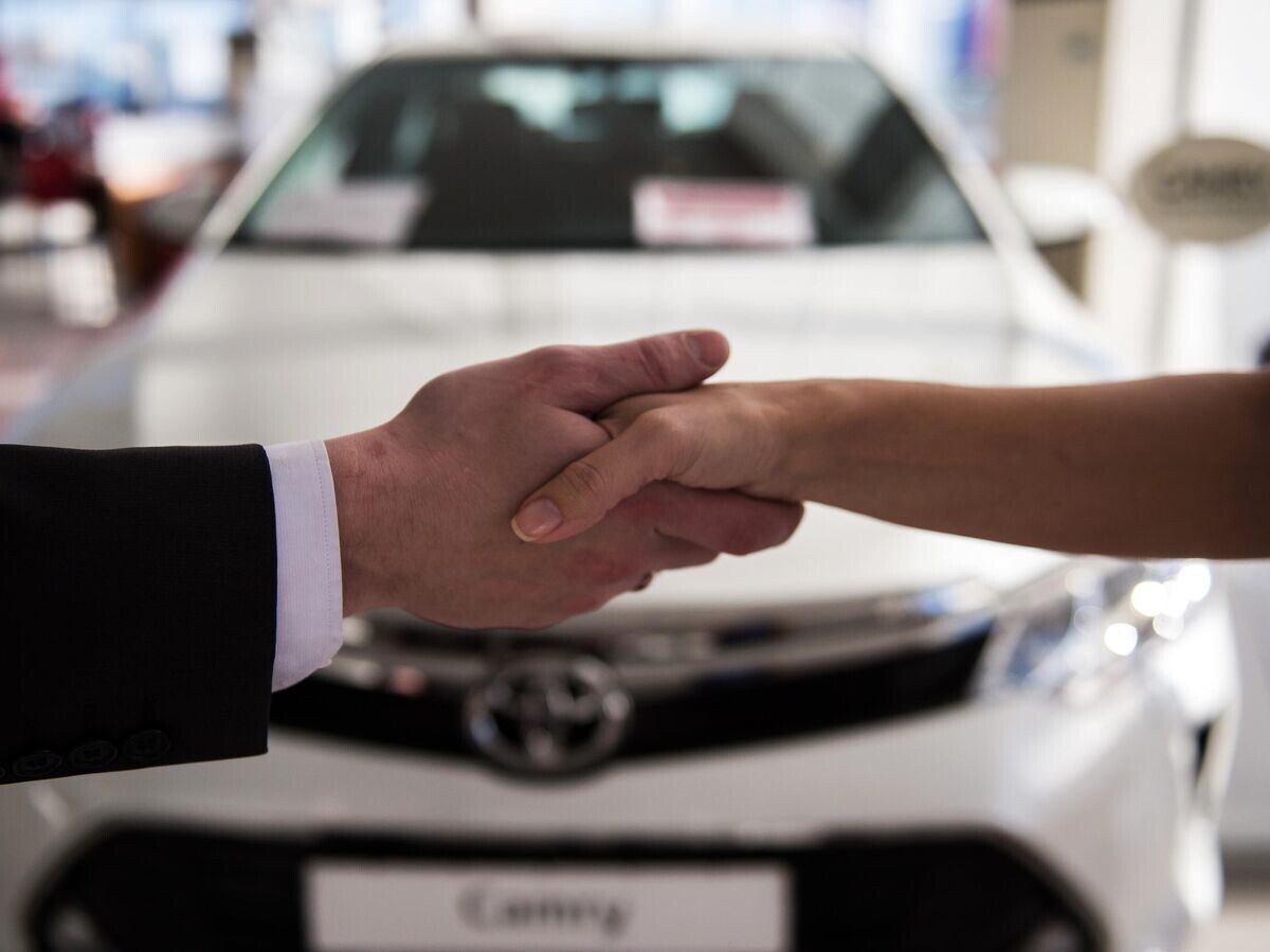    Передача в доверительное управление автомобиля | © РИА Новости / Алексей Мальгавко