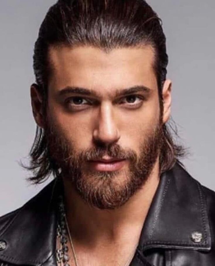 - Можно и побегать. Но потом. В роли Стефано турецкий актер Джан Яман