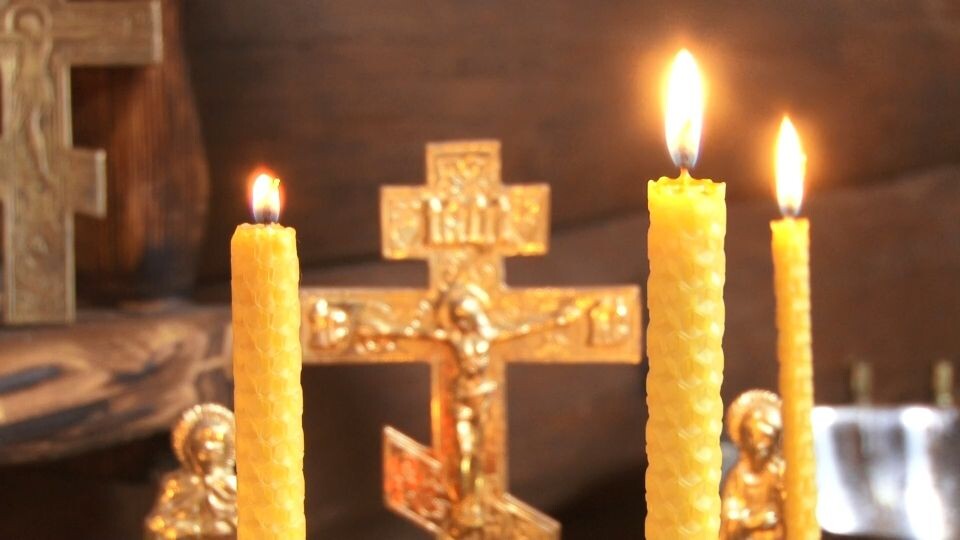    Свечи. Храм.. Источник: "Толк"