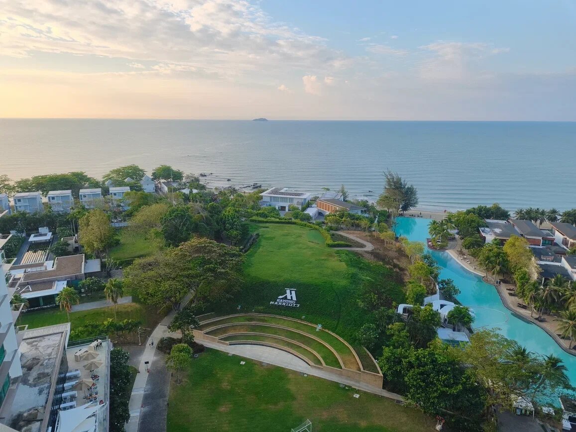 Фото автора. Территория отеля Rayong Marriott Resort & Spa