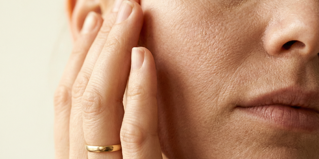 Кожа в перименопаузу: что меняется и как перестроить уход