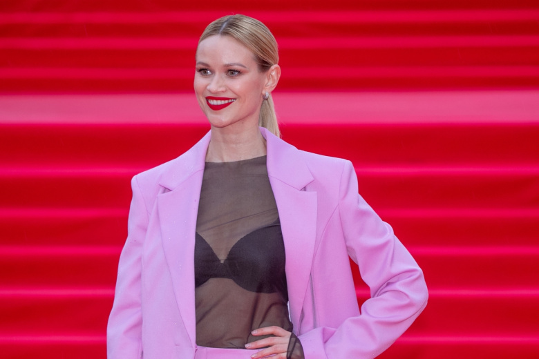    Актриса Марина Доможирова.