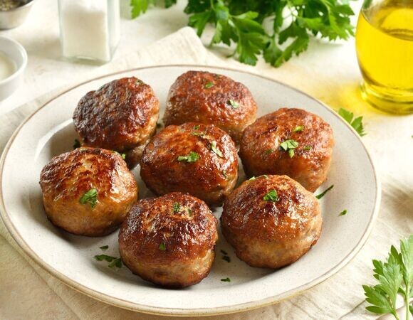 Маленькие, да удаленькие: отмечаем День фрикаделек 9 марта