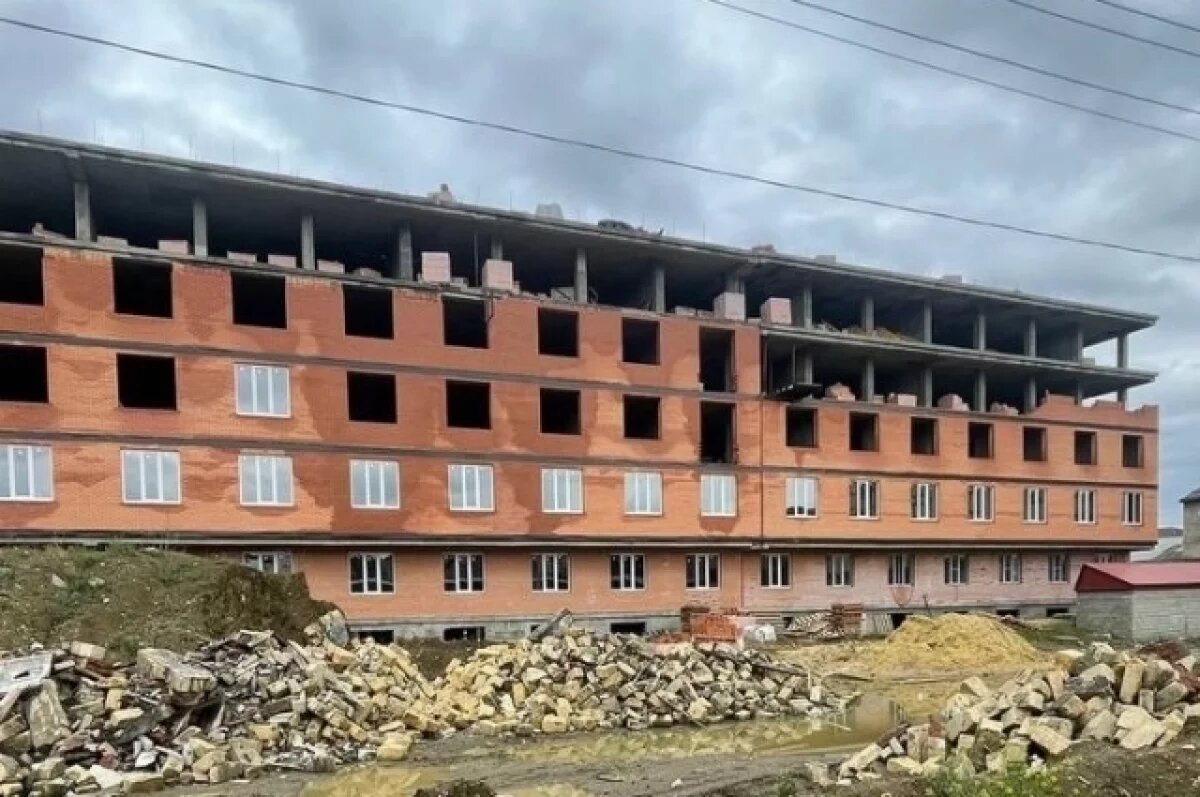    В Новосибирске выявили более 100 самостроев