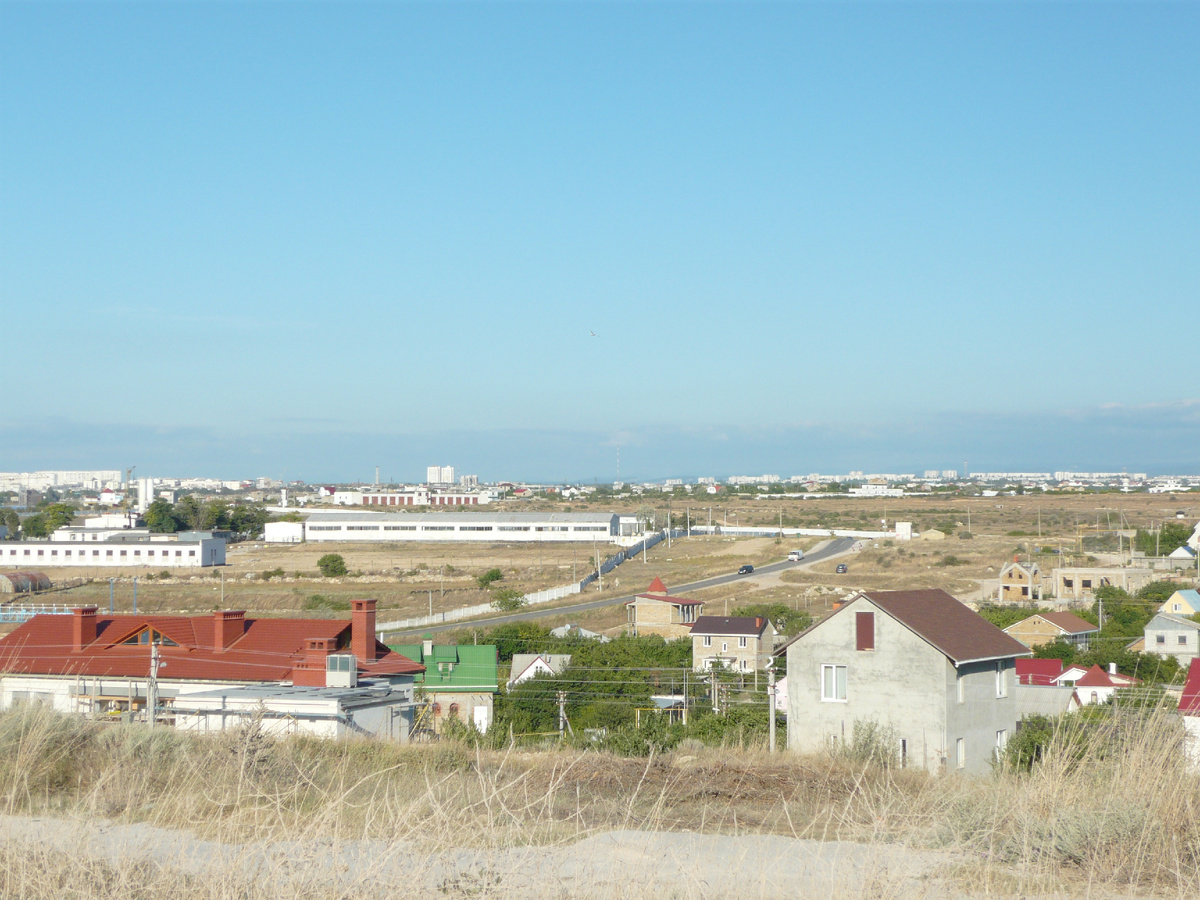 Вид от нашего шалаша в сторону Севастополя