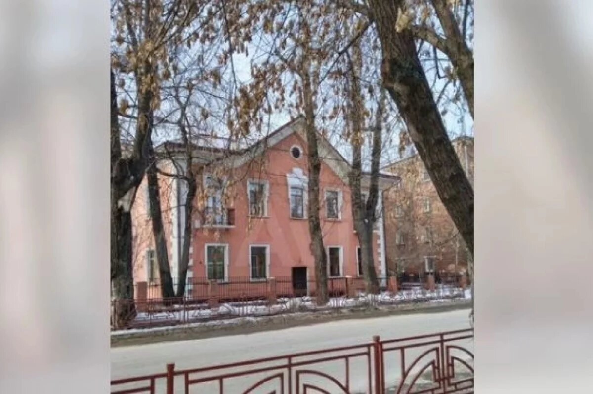    За особняк просят 120 млн рублей