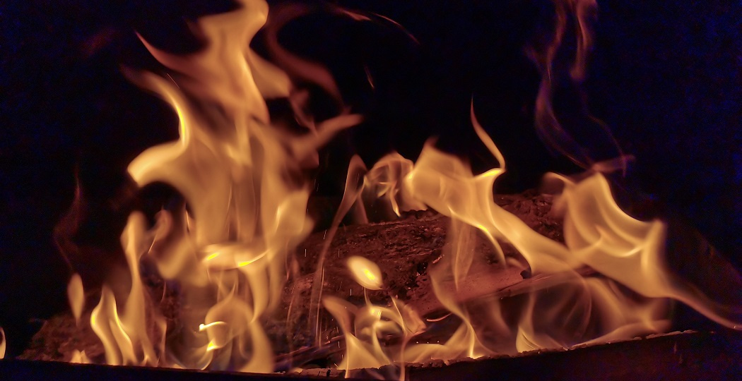 В Первоуральске сгорела квартира на шестом этаже шестнадцатиэтажного дома