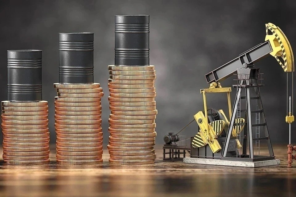    Стоимость одного барреля марки Brent впервые с июня 2022 года превысила $119 Shutterstock