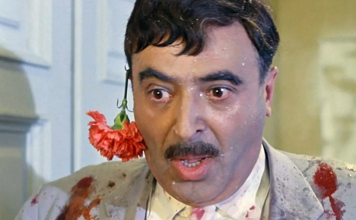 Кадр из фильма "Кавказская пленница и другие приключения Шурика"