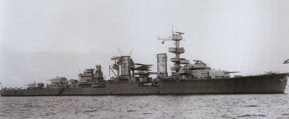 Крейсер «Кёльн» с гидросамолетом He-60 на катапульте, 1935 год