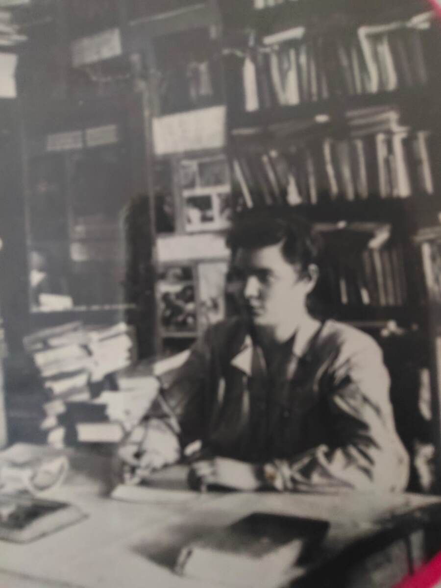 Портрет первого директора Балашовской районной библиотеки А. В. Акимкиной