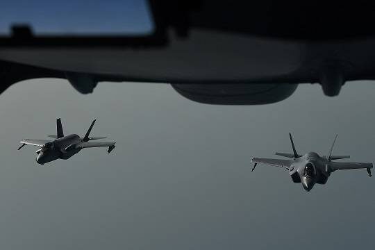    Атака Израиля по иранским нефтехранилищам вызвала недовольство США (фото: U.S. Air Force / Chris Drzazgowski)