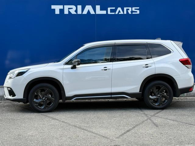 Subaru Forester вид сбоку