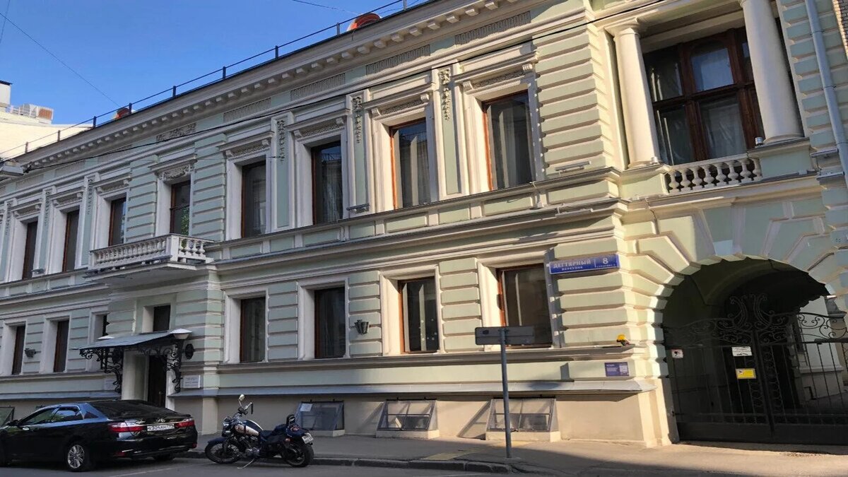 Листайте вправо, чтобы увидеть больше изображений