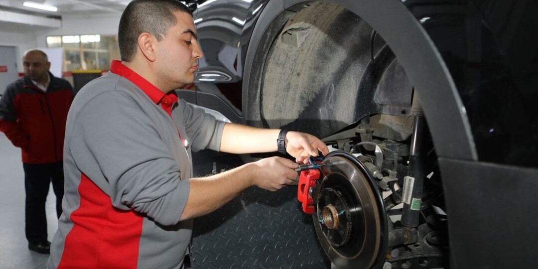 Чтобы ездить без поломок: в автосервисе раскрыли главные секреты выбора китайского автомобиля с пробегом