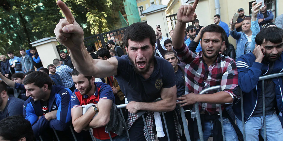 Таджиков массово отчисляют из российских учебных заведений – раскрыта наглая афера