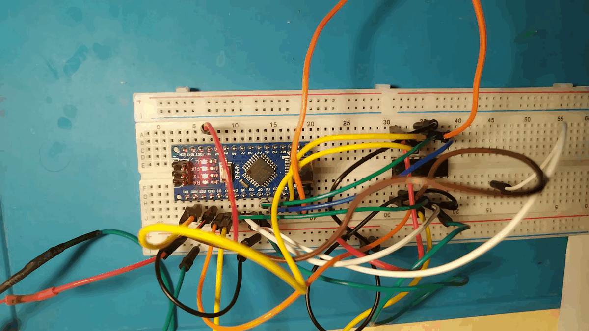 тест с бракованной 74HC595