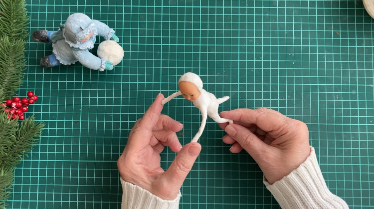 Делаем игрушки из ваты. Винтажные штаны мальчишки