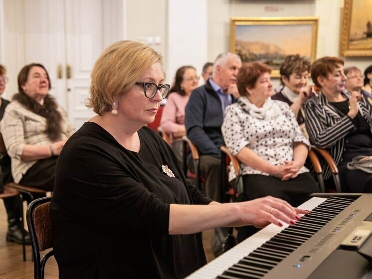     Зрители услышали народные песни в обработке и музыкальные произведения современных авторов. Фото: пресс-служба Новгородского музея-заповедника