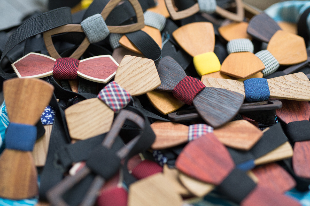 галстуки бабочки из дерева TwinsBowTies, 2015 год 