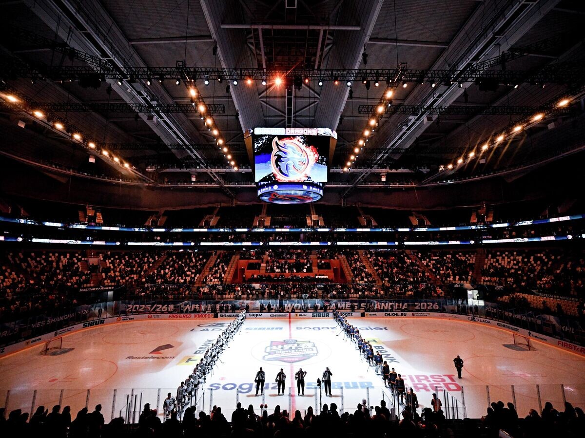    Эпизод перед началом матча "Шанхайских драконов" в Шанхае | © РИА Новости / Сергей Бобылев