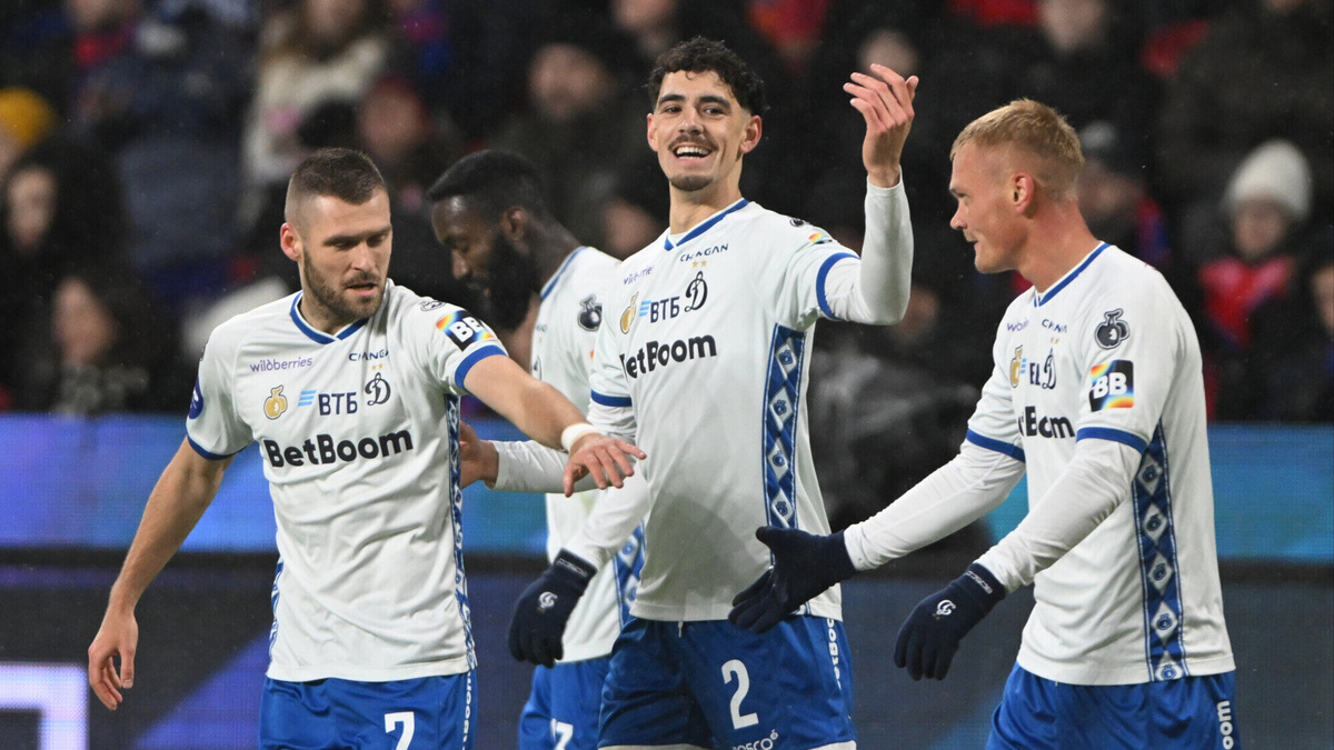 Нико Маричаль (N2) забил два гола и принес "Динамо" победу с ЦСКА