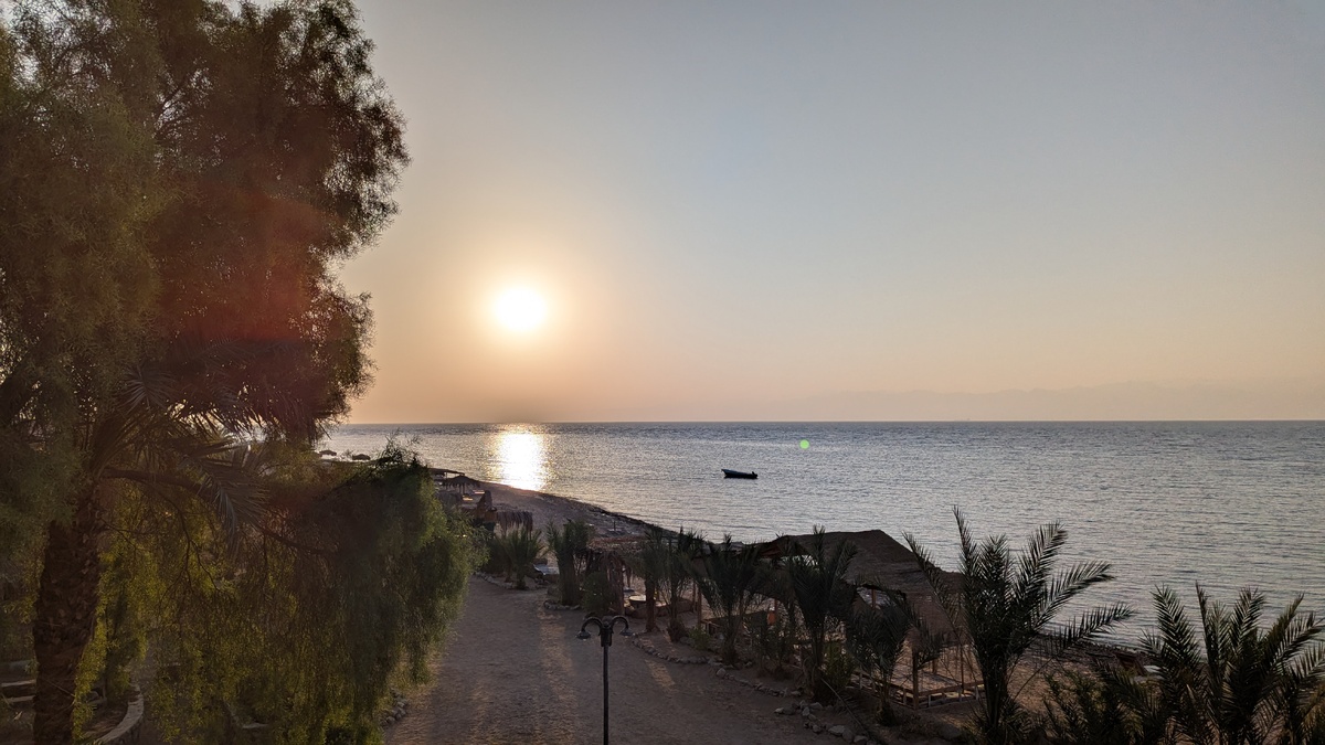 Восход над заливом Акаба