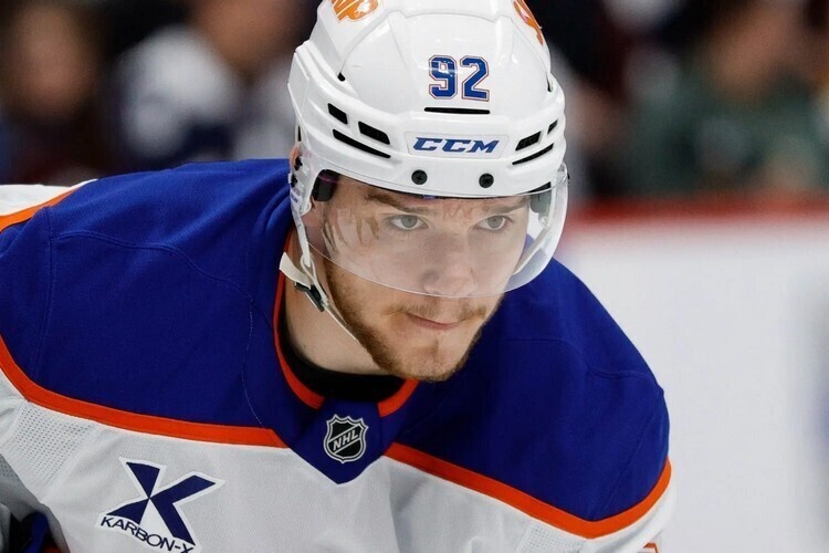 Подколзин обновил личный рекорд в НХЛ – у него 15 заброшенных шайб