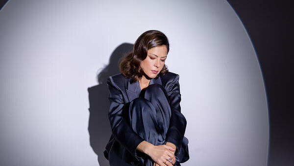 Елена Лядова: «Я выбросила все лишнее — и вдруг начала слышать себя»