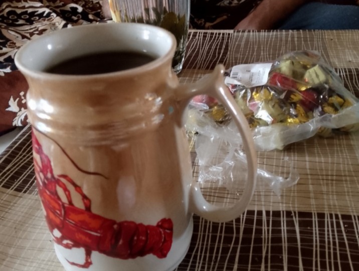 Утро после праздника началось совсем не с Нескафе