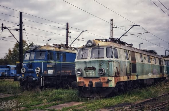 Выставленные к продаже электровозы