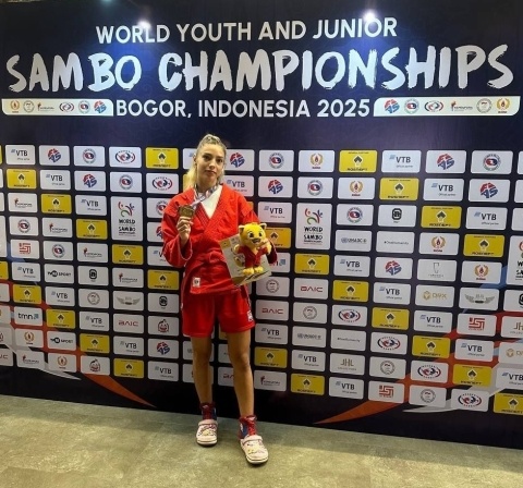 Смоленская студентка стала мастером спорта международного класса по самбо