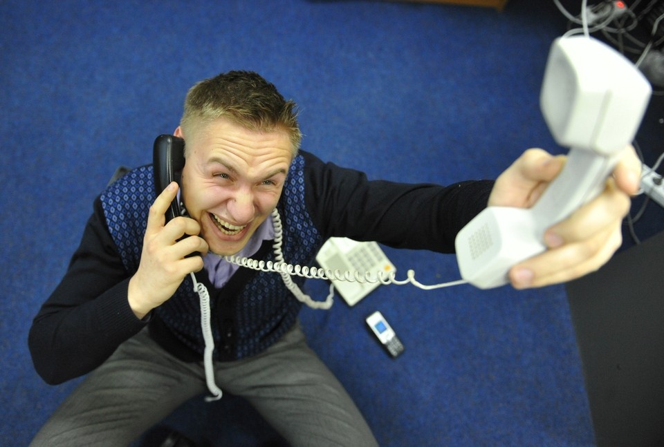    Получить консультацию можно в рабочие дни: с понедельника по четверг с 9:00 до 17:30, в пятницу с 9:00 до 16:30. Олег РУКАВИЦЫН