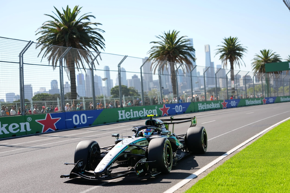 Болид команды «Мерседес» на трассе Гран-при Австралии (Фото: AP/TASS)