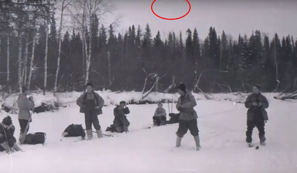 Перевал Дятлова: секретная ракета, радиоактивный пепел и «пьяный лес». Что на самом деле от нас скрывают?