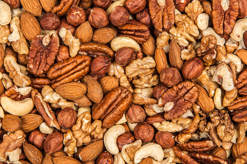 Краткий гид по орехам для тех, кто хочет жить долго и выглядеть молодо