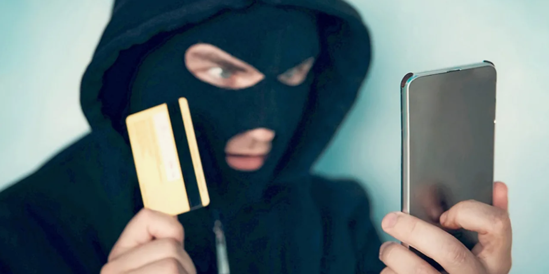 10 фраз, которые чаще всего говорят мошенники