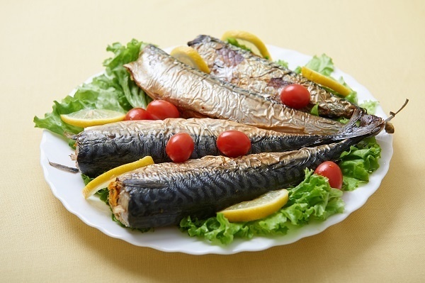    Скумбрия с овощами. Фото: Дмитрий Позднухов/BurdaMedia