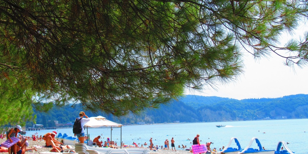 Лидзава – тихий курорт Абхазии для отдыха у моря и гор