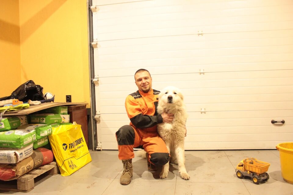 Спасатель с детства любит животных и поэтому им помогает
Фото: Предоставлено "Комсомолке".