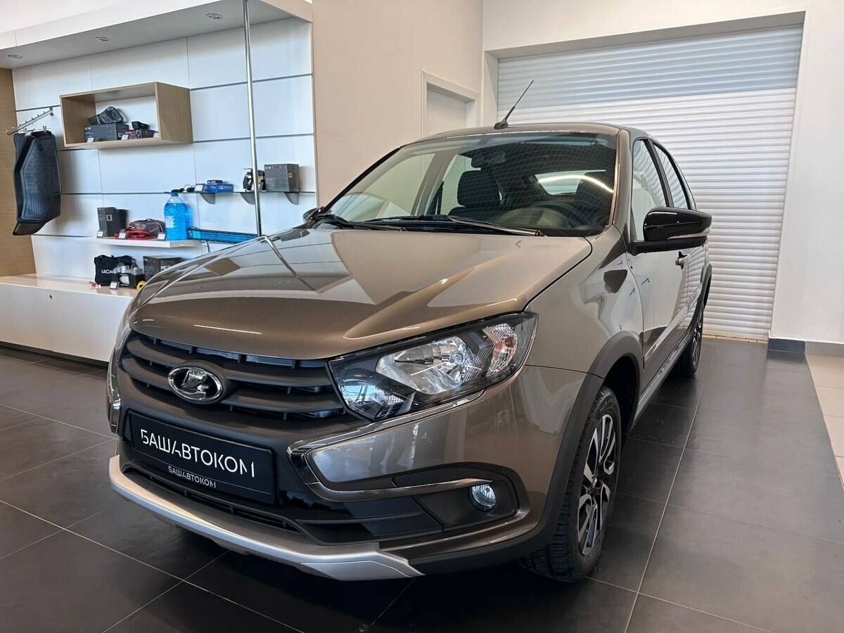 Лада Гранта Актив Кросс. Источник иллюстрации - auto.ru